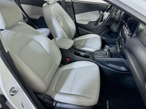 Used 2023 Hyundai Kona Limited w/ Cargo Package image 11