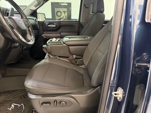Used 2020 Chevrolet Silverado 1500 LT w/ All-Star Edition AWD/4WD image 14