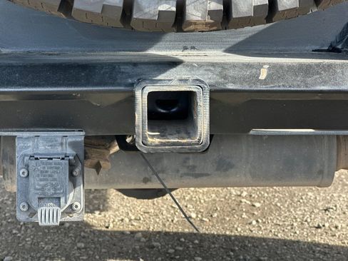 Used 2017 Jeep Wrangler Unlimited Rubicon w/ Connectivity Group image 47