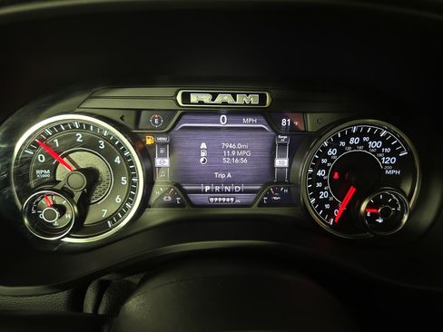 Used 2021 RAM 1500 Big Horn AWD/4WD image 16