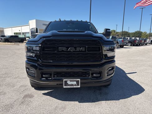 Used 2024 RAM 3500 Limited image 8