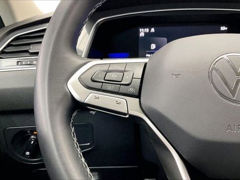 Used 2022 Volkswagen Tiguan S image 21