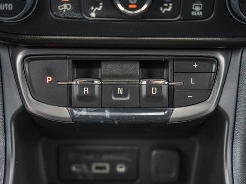 Used 2022 GMC Terrain AT4 w/ Infotainment Package II AWD/4WD image 33