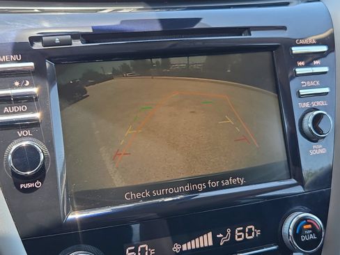 Used 2023 Nissan Murano SV FWD image 17
