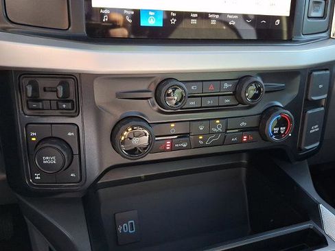 Certified 2025 Ford F250 XLT w/ Black Appearance Package image 16