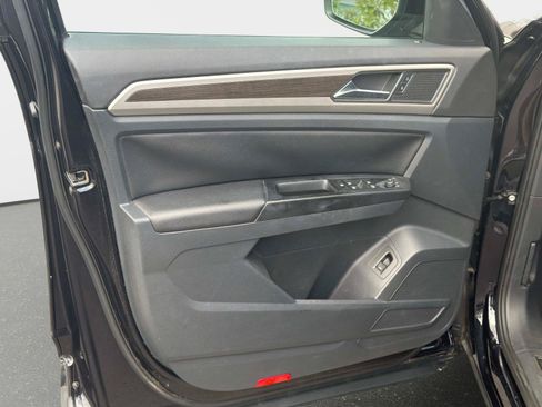 Used 2020 Volkswagen Atlas SEL FWD image 18