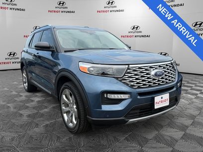 Used 2020 Ford Explorer Platinum w/ Premium Technology Package