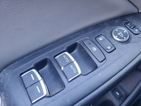 Used 2018 Honda Accord LX image 24