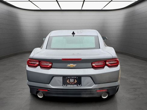 Used 2019 Chevrolet Camaro LT w/ Technology Package image 3