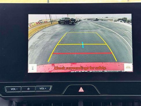 Certified 2023 Toyota Venza Nightshade image 28