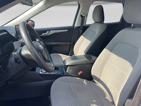 Used 2021 Ford Escape SE FWD image 16