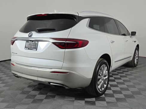 Used 2020 Buick Enclave Essence w/ Sound and Sites Package FWD image 7