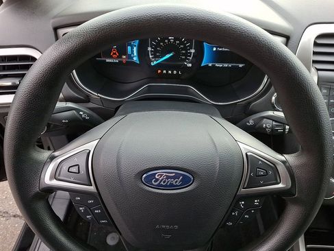 Certified 2018 Ford Fusion S image 19