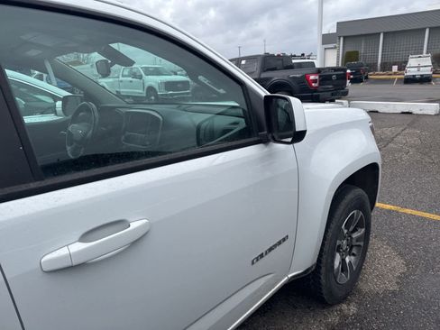 Used 2020 Chevrolet Colorado Z71 image 17
