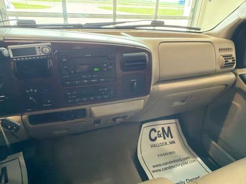 Used 2006 Ford F250 Lariat AWD/4WD image 17