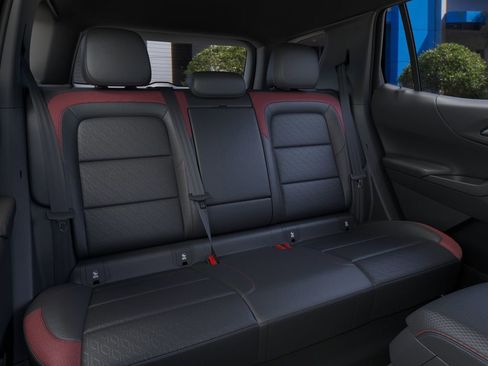 New 2026 Chevrolet Equinox RS w/ Convenience Package III FWD image 17
