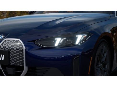 New 2026 BMW i4 eDrive40 image 6