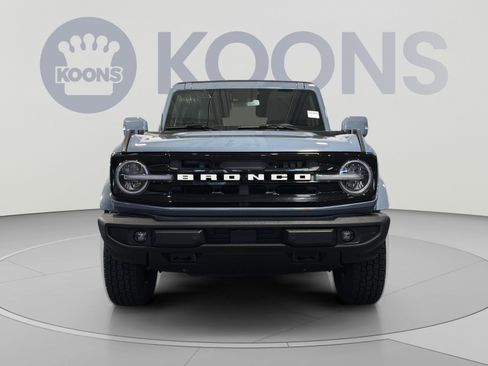 Used 2023 Ford Bronco Outer Banks AWD/4WD image 11