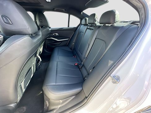 Used 2019 BMW 330i Sedan RWD image 23