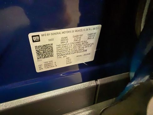 Used 2023 Chevrolet Equinox LT image 55