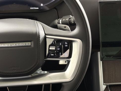 New 2026 Land Rover Range Rover Long Wheelbase SE image 13