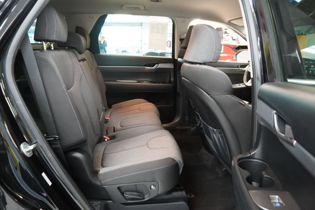 Used 2020 Hyundai Palisade SE AWD/4WD image 31