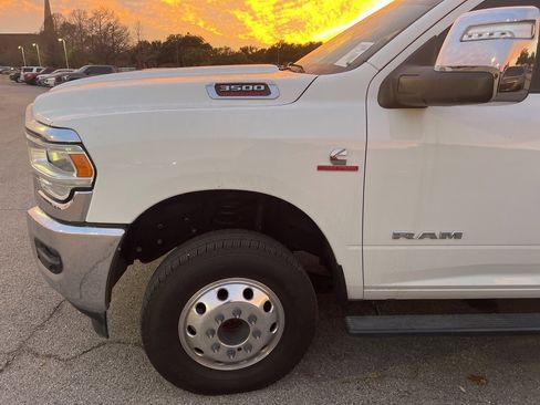 Used 2024 RAM 3500 Laramie image 18