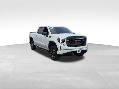 Used 2025 GMC Sierra 1500 AT4 image 3