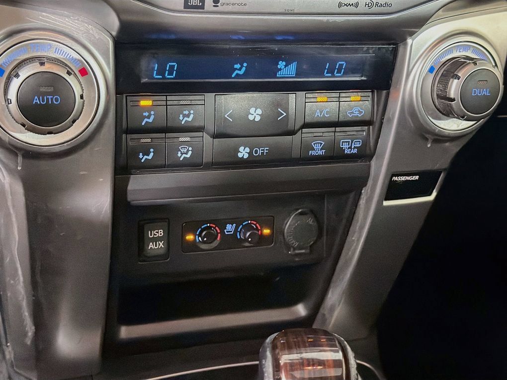 Used 2016 Toyota 4Runner Limited AWD/4WD image 19