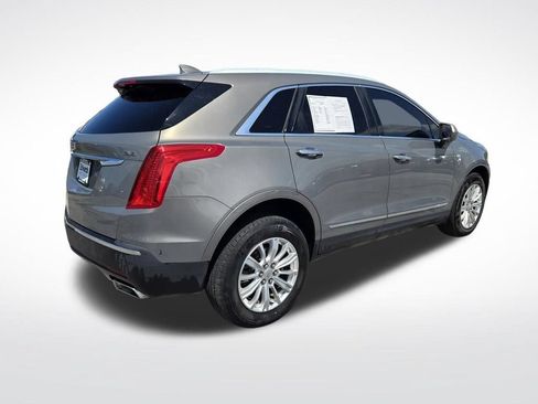 Used 2018 Cadillac XT5 FWD image 3