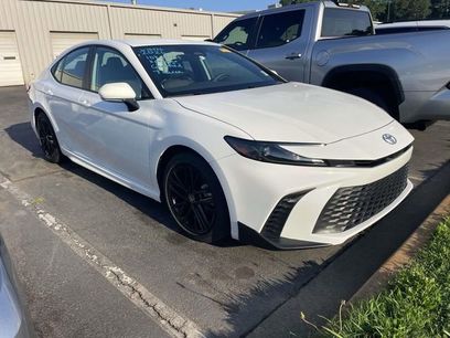 Used 2026 Toyota Camry SE w/ Convenience Package