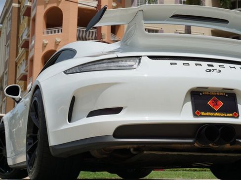 Used 2015 Porsche 911 GT3 RWD image 40