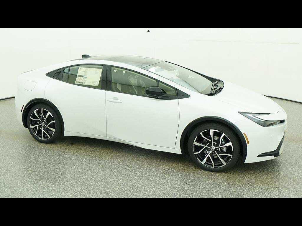 New 2026 Toyota Prius Plug-In Hybrid FWD image 65