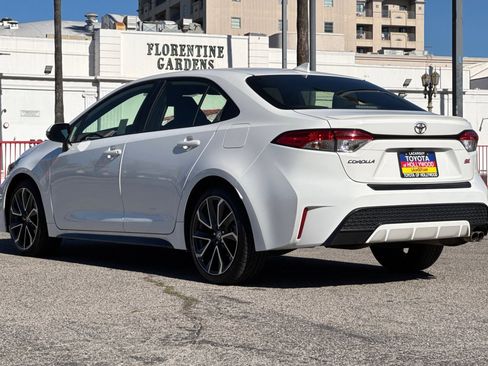 Used 2022 Toyota Corolla SE image 6