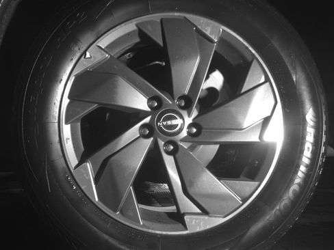 Used 2025 Nissan Rogue SV AWD/4WD image 14