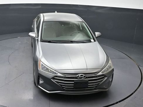 Used 2019 Hyundai Elantra SEL image 29