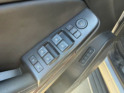 Used 2019 GMC Yukon SLT w/ Open Road Package RWD image 27