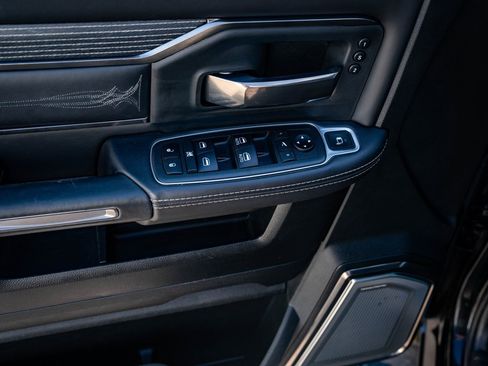 Used 2020 RAM 2500 Limited image 26