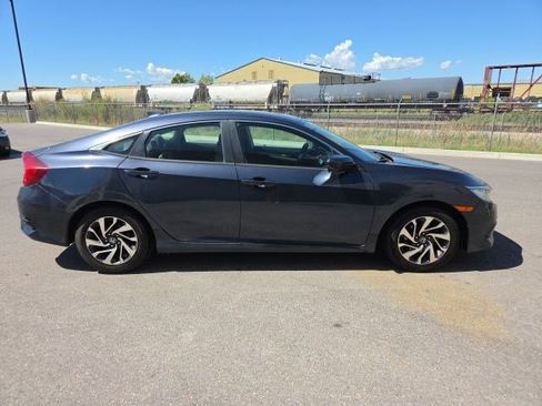 Used 2018 Honda Civic EX image 2