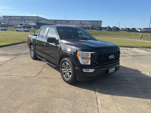 Used 2021 Ford F150 XL w/ STX Appearance Package image 19