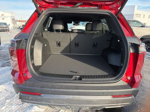New 2026 Chevrolet Equinox ACTIV w/ Convenience Package III image 13