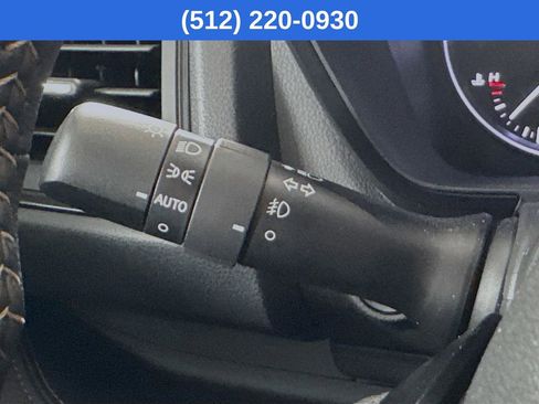 Used 2025 Subaru Ascent Bronze Edition image 13