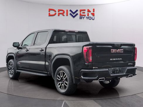 Used 2024 GMC Sierra 1500 AT4 w/ AT4 Premium Package image 3