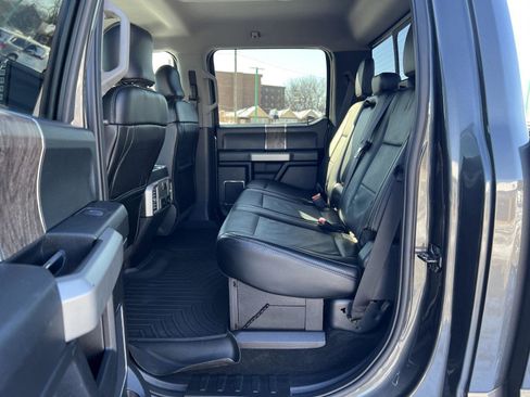 Used 2017 Ford F250 Lariat w/ Tow Technology Bundle image 45