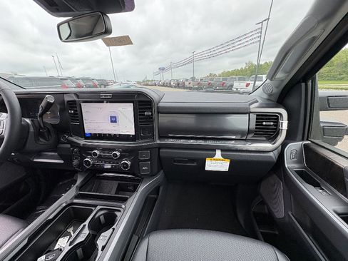 New 2026 Ford F350 Lariat AWD/4WD image 23
