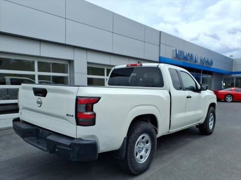 Used 2024 Nissan Frontier S w/ S Utility Package AWD/4WD image 7