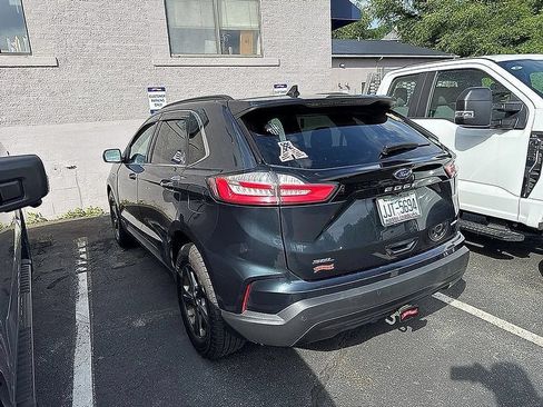 Used 2022 Ford Edge SEL w/ Sport Appearance Package AWD/4WD image 4
