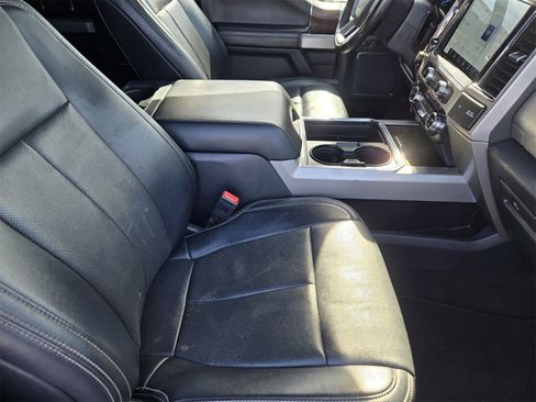 Used 2022 Ford F250 Lariat w/ Tremor Off-Road Package image 19