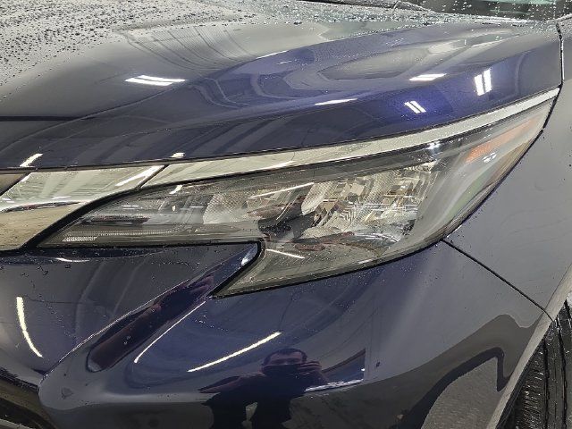 Certified 2026 Toyota Sienna XLE FWD image 25