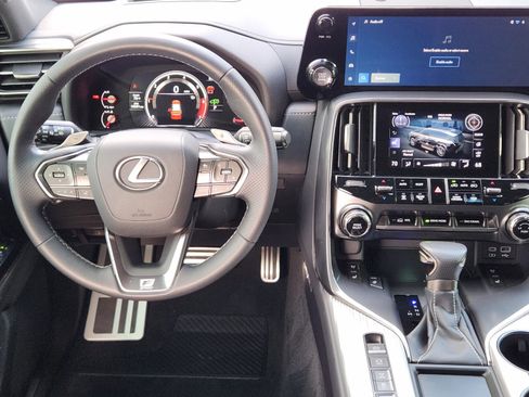 Used 2024 Lexus LX 600 F Sport AWD/4WD image 23